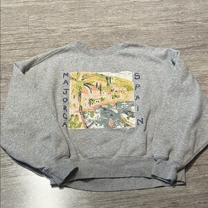 Cute UO Crewneck🍋